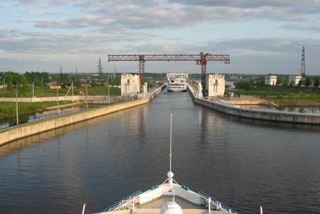 Вол­го-Бал­тий­ский канал