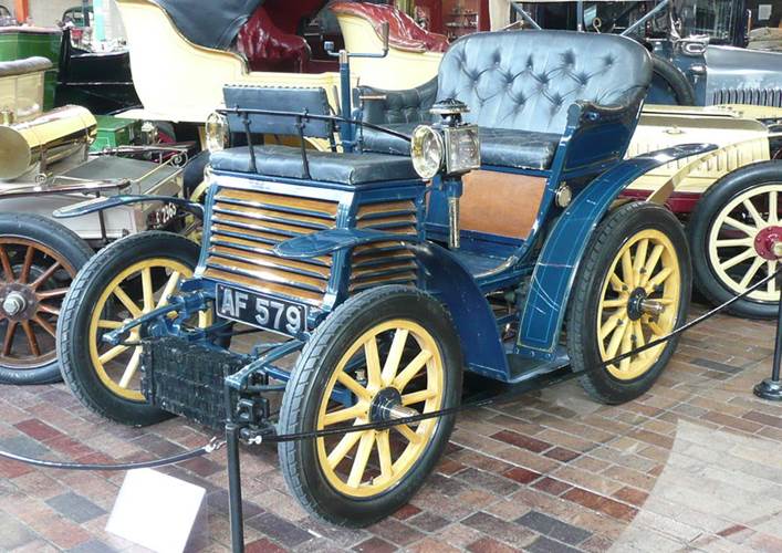Ав­то­мо­биль «FIAT» 1899 года