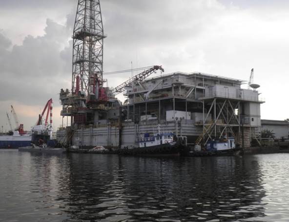 До­бы­ча нефти на озере Ма­ра­кай­бо