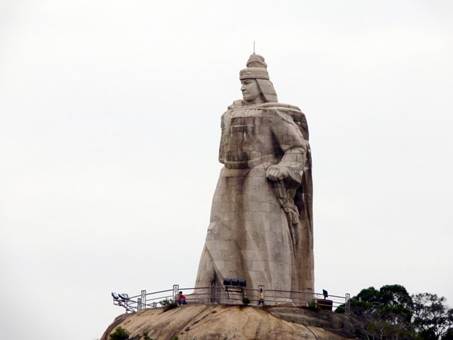 Ста­туя Чжэн Чэн­гу­на
