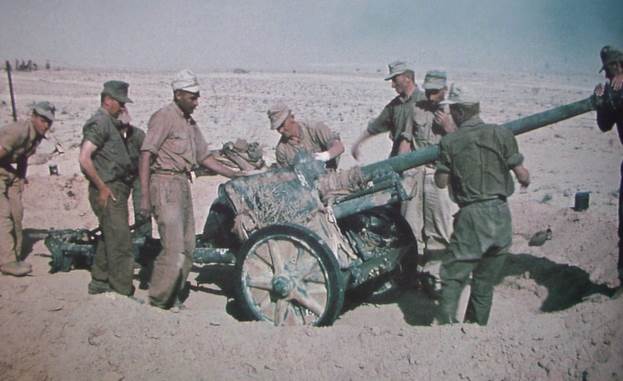 Немец­кие ар­тил­ле­ри­сты в Се­вер­ной Аф­ри­ке