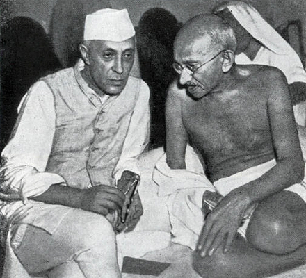Джа­ва­хар­нал Неру и Ма­хат­ма Ганди