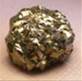 Же­лез­ные руды: а - маг­не­тит, б- крас­ный же­лез­няк, в – же­лез­ный кол­че­дан (пирит)